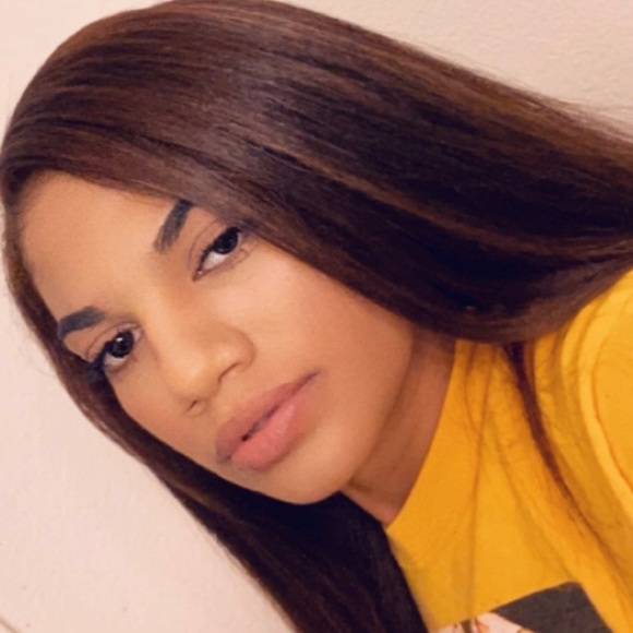 Meet your Posher, Brittany - Picture 1 of 1